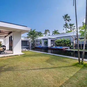 Villa Aqua
