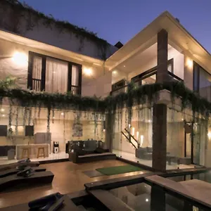  Villa Sky-villa 3- 8 Bedroom Brilliant Location Between To Shopping